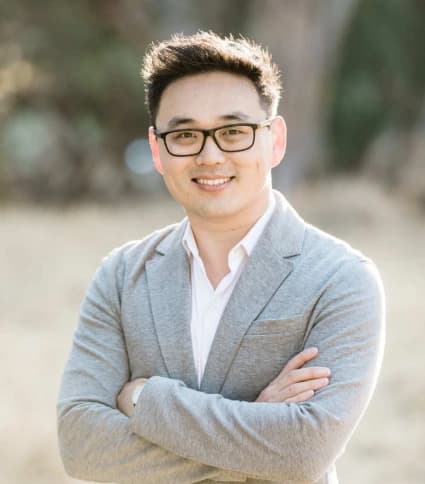 Dr. Daniel Lee